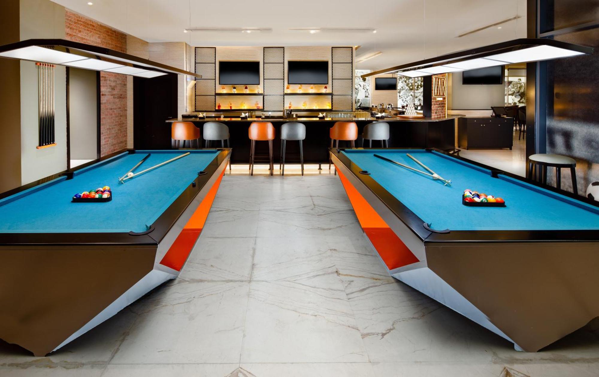 Millennium Place דוחה מראה חיצוני תמונה The Billiard Room