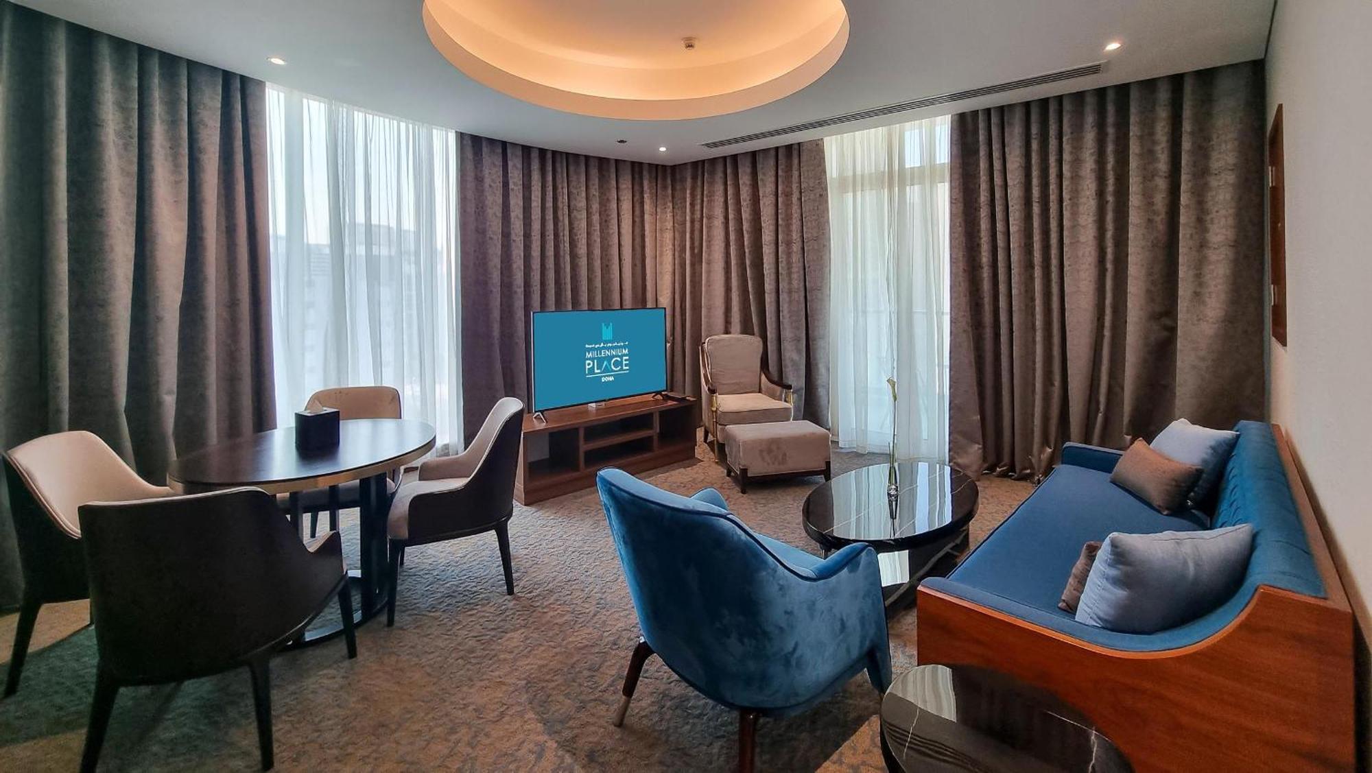 Millennium Place דוחה מראה חיצוני תמונה A suite at the hotel