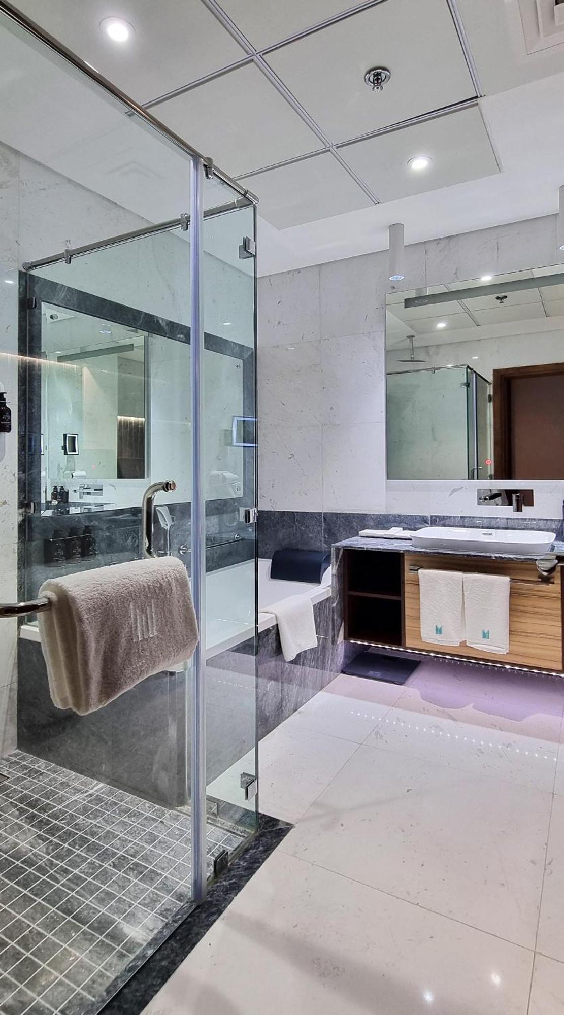 Millennium Place דוחה מראה חיצוני תמונה Bathroom